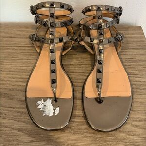 Valentino Rockstud flat sandal